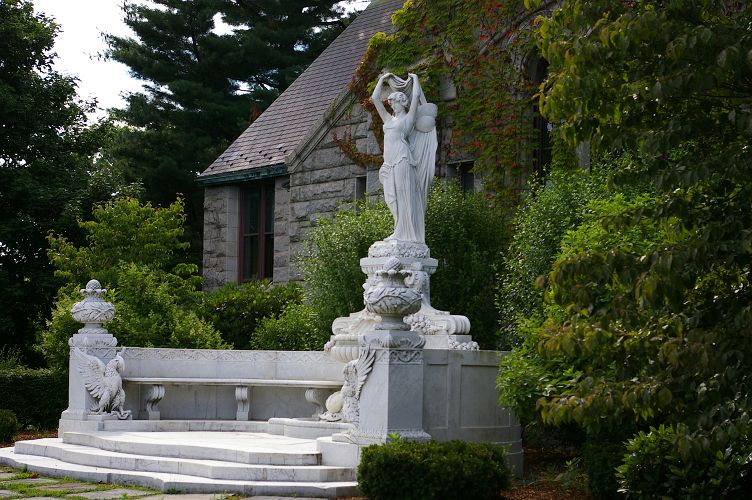 IMGP5748.jpg - Statue of Hope Fountain